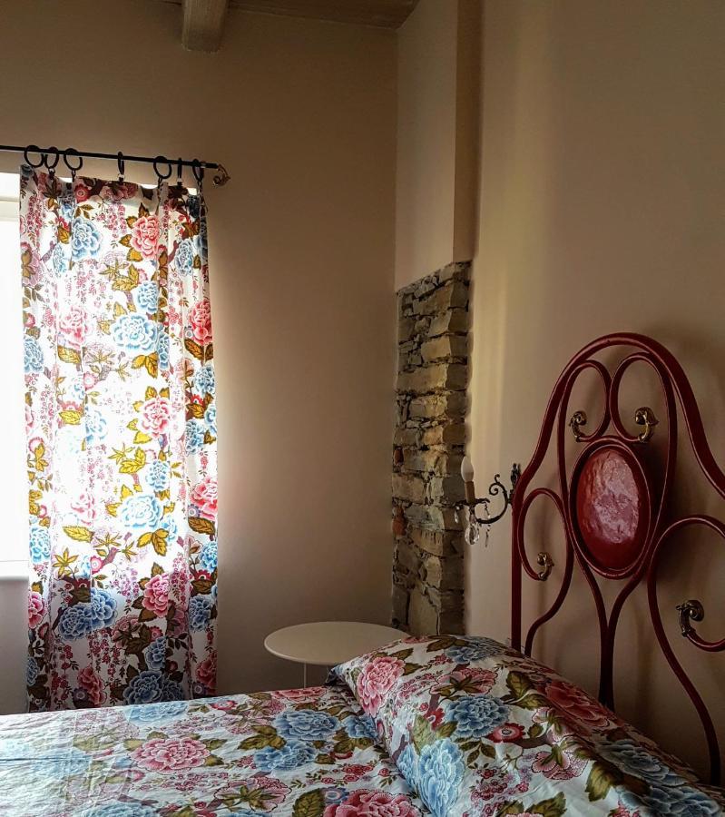 Casa Taro Bed & Breakfast Marsaglia  Екстериор снимка