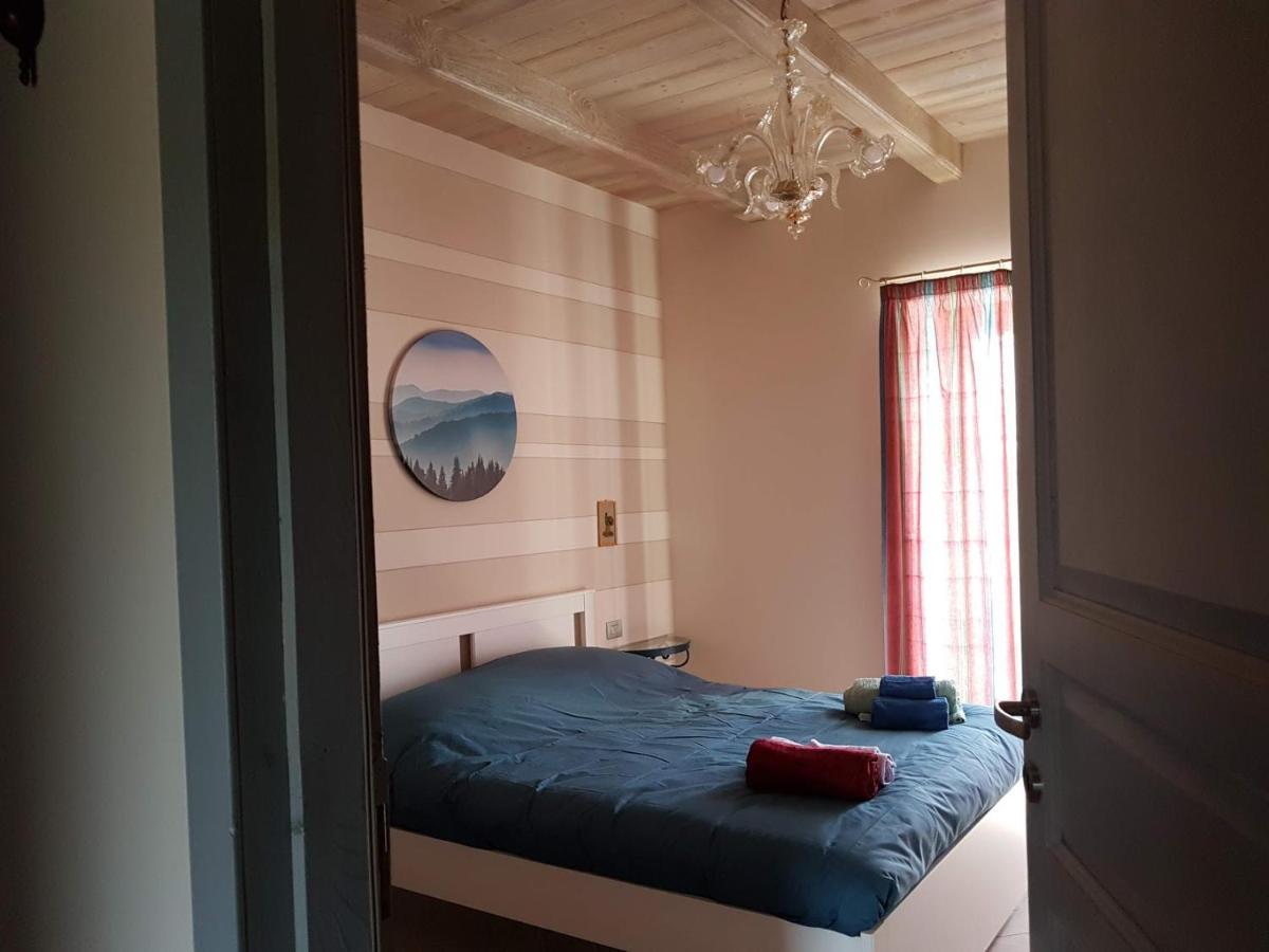 Casa Taro Bed & Breakfast Marsaglia  Екстериор снимка