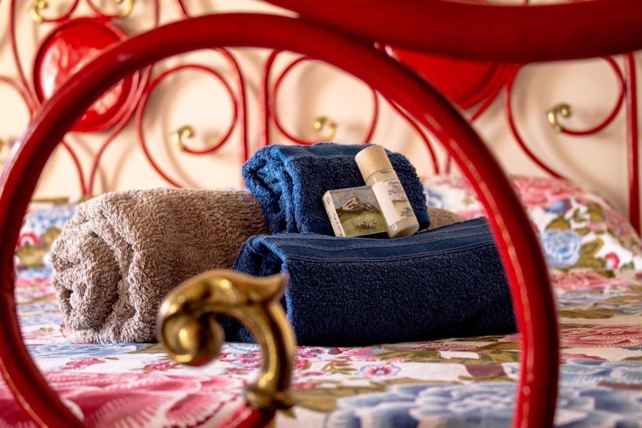Casa Taro Bed & Breakfast Marsaglia  Екстериор снимка