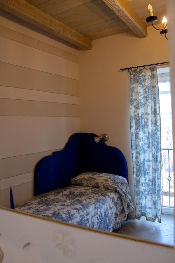 Casa Taro Bed & Breakfast Marsaglia  Екстериор снимка